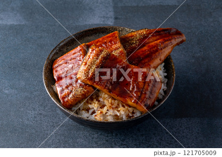 鰻丼　斜俯瞰 121705009