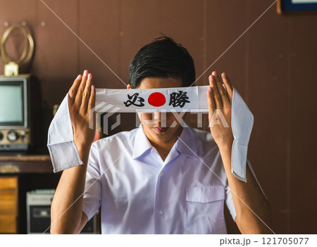 レトロなイメージカット 121705077