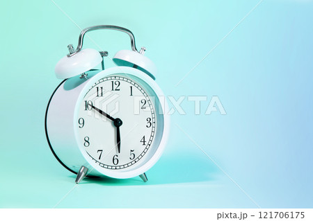 目覚まし時計 121706175