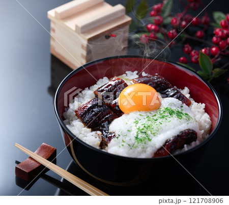 ふわふわのトロロと鰻で栄養満点！うなぎの山かけ丼 121708906