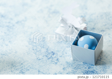 Happy Easter eggs and gift boxes Happy Easter eggs and gift boxes 121710115