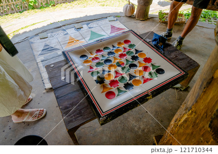 農耕 農業 アジア人 121710344