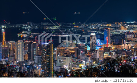 高台から望む神戸のメリケンパーク・ハーバーランド方面の夜景 高台から望む神戸のメリケンパーク・ハーバーランド方面の夜景 121712110