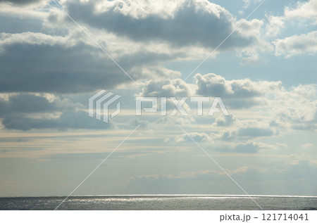 〈高知県室戸市〉空と海 121714041