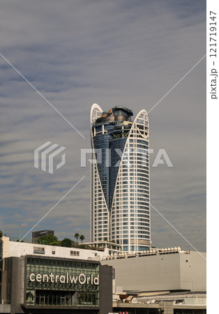 View of Centara Grand at CentralWorld and The Central World shopping center in front of. 121719147