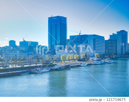 新潟市 冬晴れの街並み 新潟市 冬晴れの街並み 121719675