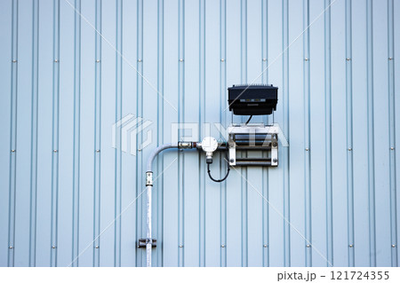 物流倉庫外壁の投光器 121724355
