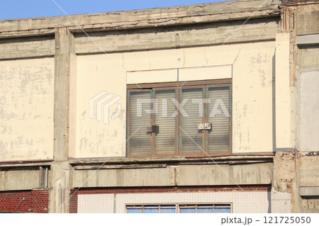 弁天ふ頭の旧ビル 121725050