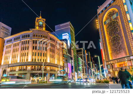 日本の東京都市景観コロ5年公表から…大晦日。外国人観光客らで賑わう銀座。いざ、新時代へ…=31日 日本の東京都市景観コロ5年公表から…大晦日。外国人観光客らで賑わう銀座。いざ、新時代へ…=31日 121725523