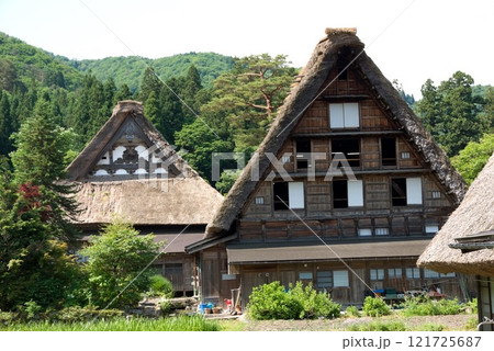 合掌造りのある風景 合掌造りのある風景 121725687