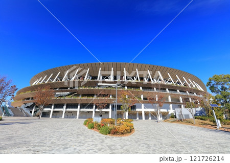 【東京都】快晴の新国立競技場 【東京都】快晴の新国立競技場 121726214