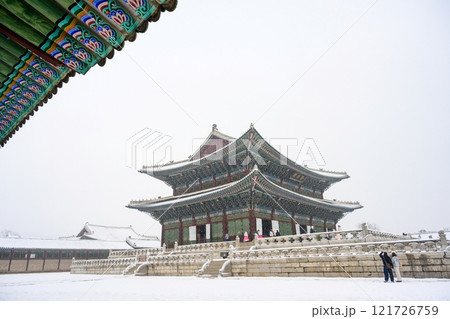 Winter snow at Gyeongbokgung Palace in Seoul, South Korea. Geunjeongjeon Pavilion of Gyeongbokgung South Korea's historical landmarks 121726759