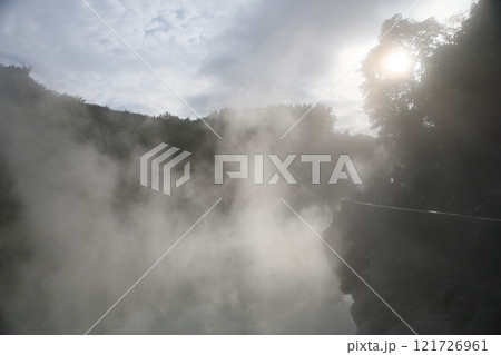 温泉 ホットスプリングス 温泉地 121726961