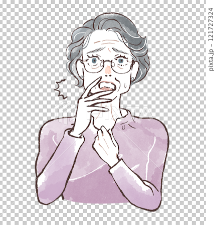 Shocked face of senior woman with permed hair 121727324