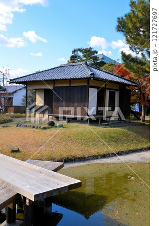 史跡田中城下屋敷 茶室 121727697