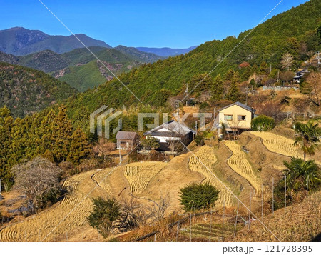 山の上の棚田 121728395