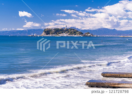 《神奈川県》江ノ島・湘南海岸の眺望 121728798