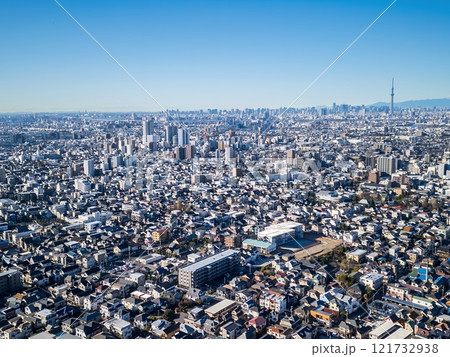 空撮　江戸川上空から都心方向を望む　松戸市 121732938