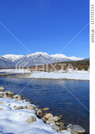 信濃大町山岳展望 冬の北アルプス後立山連峰 信濃大町山岳展望 冬の北アルプス後立山連峰 121735153