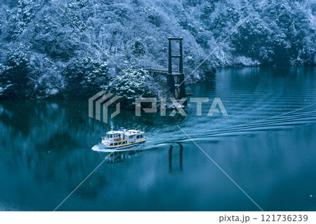 庄川峡遊覧船  富山県砺波市 121736239