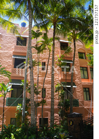 ハワイ　ロイヤルハワイアンホテル外観 121737157