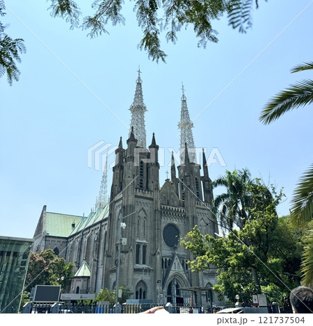 インドネシアのカトリック大聖堂 インドネシアのカトリック大聖堂 121737504