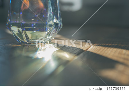 ガラスコップ 121739533