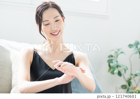 若い女性 ビューティーイメージ 若い女性 ビューティーイメージ 121740681