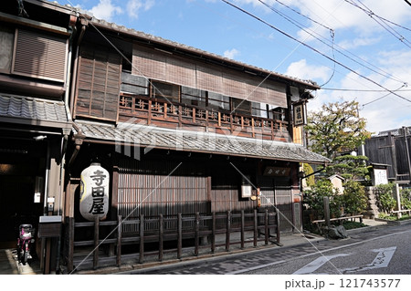 京都 伏見 寺田屋(初冬) 京都 伏見 寺田屋(初冬) 121743577
