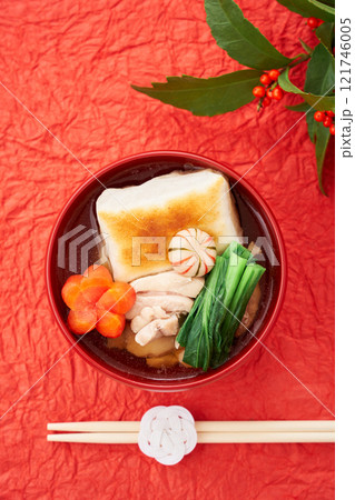 角餅の入った関東風お雑煮 角餅の入った関東風お雑煮 121746005