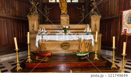 interiors of Saint Catherine church, Honfleur, normandy, france 121749649