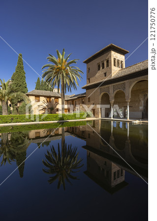 Alhambra, Generalife and Albayzin (Generalife y Albaicin de Granada), UNESCO site, Granada, Andalusia, Spain 121750776