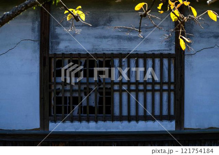 壁と建物 日本庭園風景「旧細川刑部邸」竹あかり 限定公開 熊本市 壁と建物 日本庭園風景「旧細川刑部邸」竹あかり 限定公開 熊本市 121754184