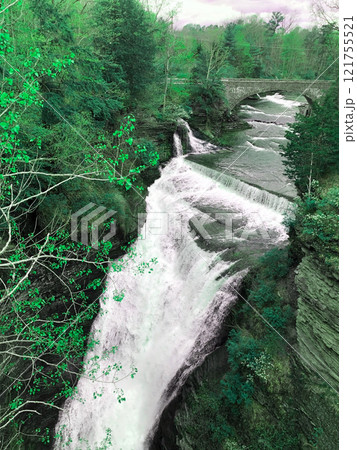 View of Ithaca Falls, New York waterfall in autumn 121755521