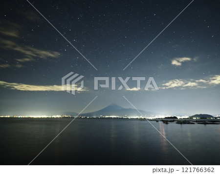 駿河湾越しに観る富士山と星空(20240157) 駿河湾越しに観る富士山と星空(20240157) 121766362
