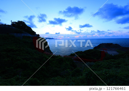 赤い鳥居　　元乃隅神社4064 121766461