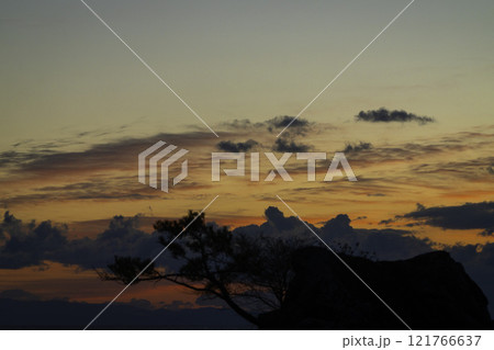 朝焼け 121766637