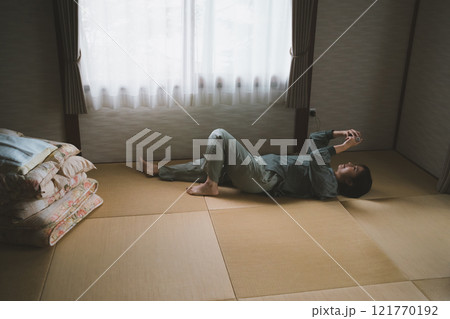 女子一人旅 121770192