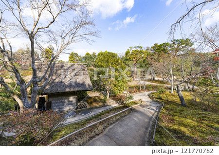 依水園(奈良市)後園 水車小屋 依水園(奈良市)後園 水車小屋 121770782