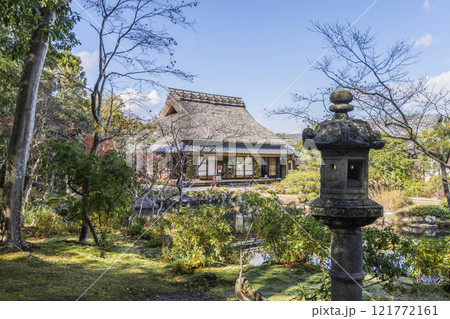依水園(奈良市)前園 三秀亭 依水園(奈良市)前園 三秀亭 121772161