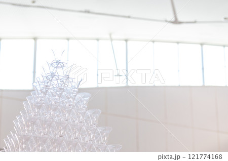 シャンパンタワー 121774168
