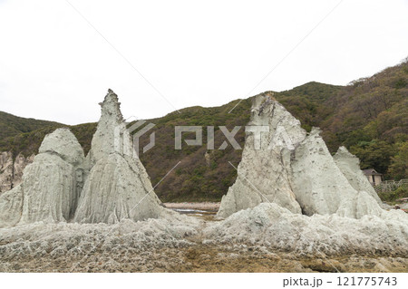 奇岩の絶景　下北半島・仏ヶ浦 121775743