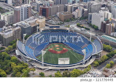 横浜スタジアム 121776449