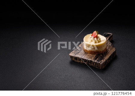 Sweet cheesecake tart with strawberries and mascarpone Sweet cheesecake tart with strawberries and mascarpone 121776454