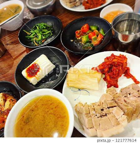 韓国旅行で食べた韓定食 韓国旅行で食べた韓定食 121777614