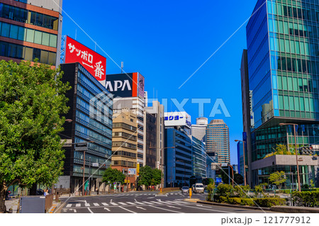 東京　港区　赤坂の都市風景（外堀通り沿い） 121777912