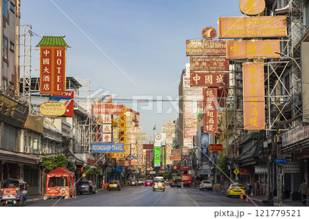 早朝のヤワラートの風景 早朝のヤワラートの風景 121779521