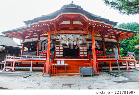朱に彩られた優美な日御碕神社（鳥取県出雲市） 121781997