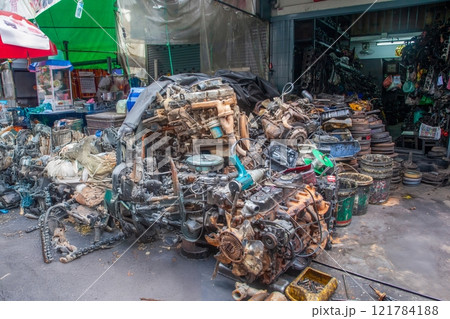 Mechanical workshop in Bangkok with old engines and parts Mechanical workshop in Bangkok with old engines and parts 121784188