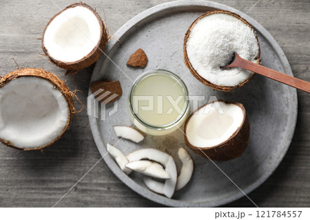 Coconut water, concept of tasty and natural coconut drink 121784557